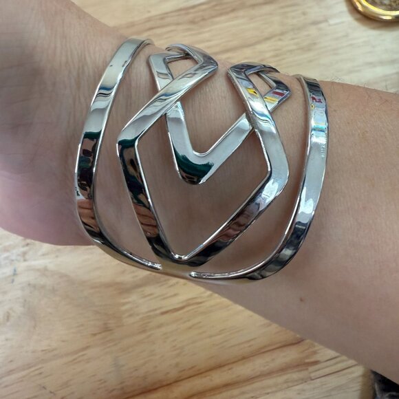 Lia Sophia Silver-Tone Cuff Bracelet, Y2K, 90's, Boho, Work, Casual, Scandi Norm - Picture 10 of 11